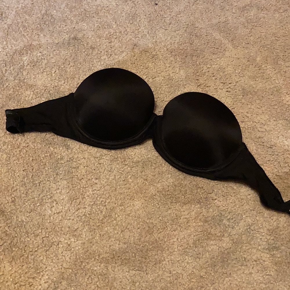 Pink strapless bra